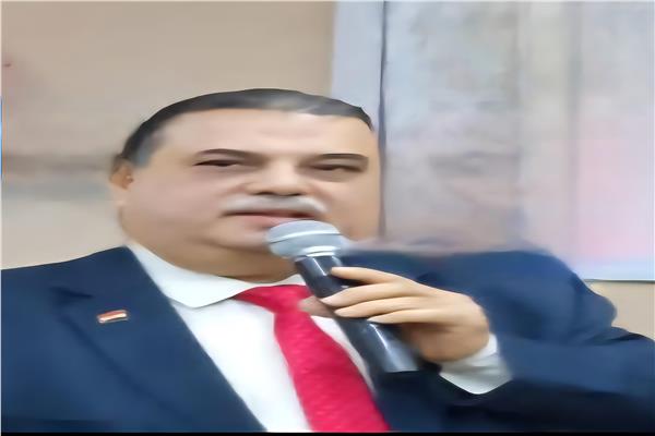  رئيس الإتحاد المحلي لنقابات عمال الجيزة 