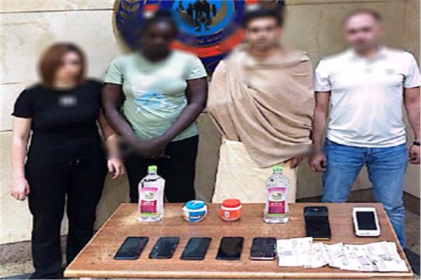 ضبط متهم يدير ناديًا صحيًا لممارسة أعمال منافية للآداب بالقاهرة