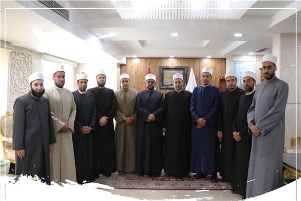 البحوث الإسلامية يُطلِق قافلة دعويَّة وتوعويَّة إلى الواحات البحريَّة
