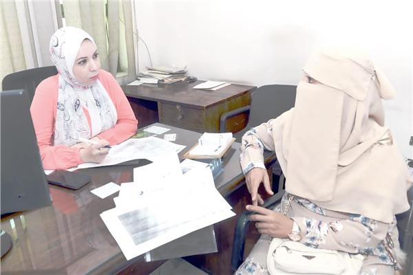 ليلى خلال حديثها مع محررة «أخبار الحوادث»