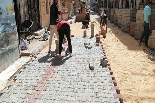 خلال أعمال التبليط 