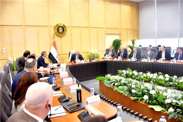 تعاون استراتيجي يدعم النقل والصناعة