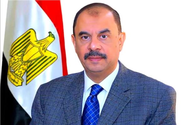 اللواء دكتور عبدالفتاح سراج محافظ سوهاج
