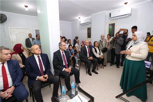 جانب من الزيارة