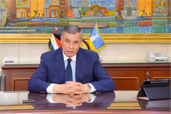 محافظ الإسكندرية أحمد خالد حسن