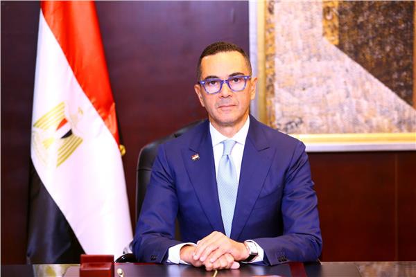 المهندس حسن الخطيب. وزير الاستثمار والتجارة الخارجية