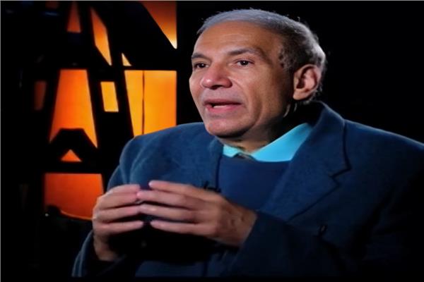  المخرج المسرحي الراحل الدكتور عمرو دوارة