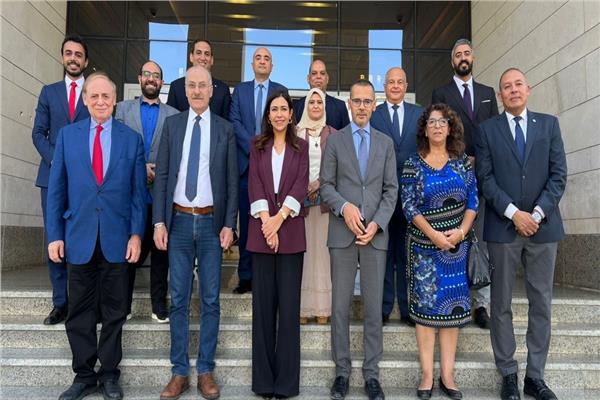 وفدًا برلمانيًا لبنانيًا رفيع المستوى للاطلاع على التجربة المصرية