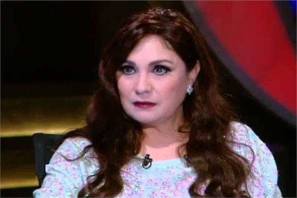 الفنانة شيرين