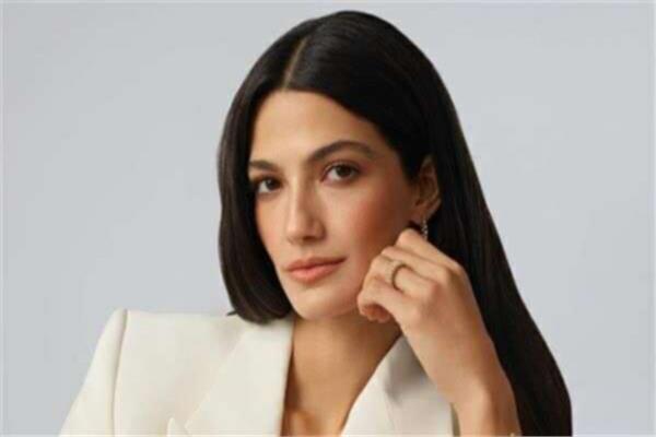 تارا عماد