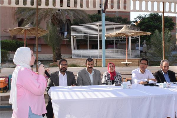 جانب من الزيارة