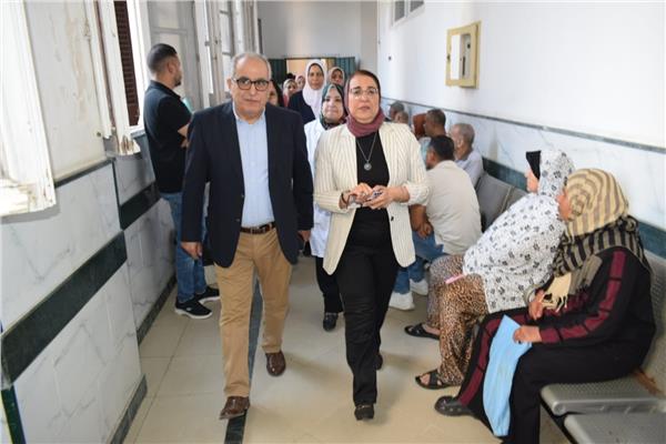 رئيس الهيئة العامة للتأمين الصحي يتفقد المنشآت الصحية 