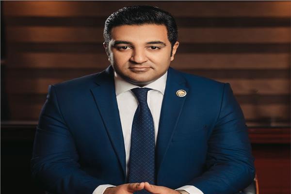 النائب محمود عصام