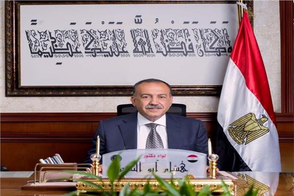 محافظ أسيوط