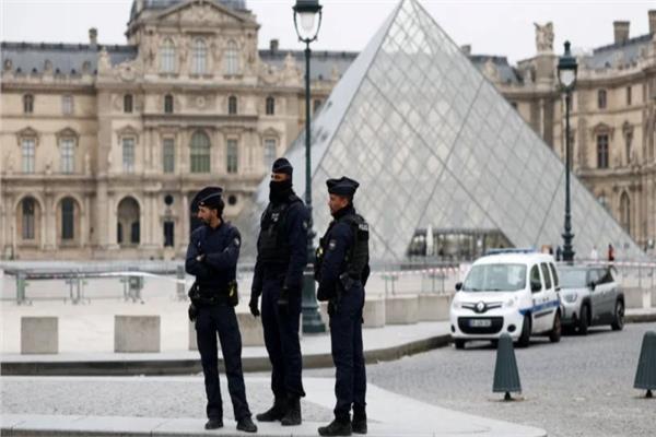 متحف اللوفر في باريس - صورة أرشيفية