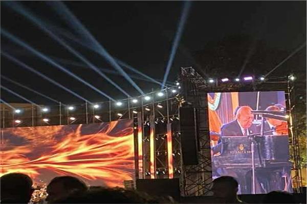 حفل عمر خيرت