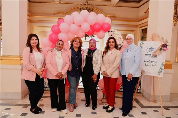 الستات ما يعرفوش يستسلموا.. احتفالية أكتوبر الوردي بالإسكندرية 