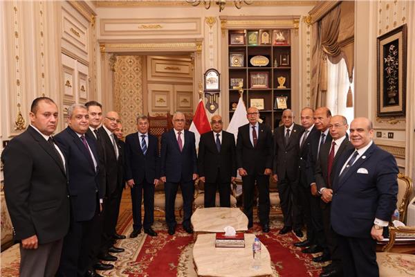 وزير العدل يتفقد دار القضاء العالى ومجلس الدولة 