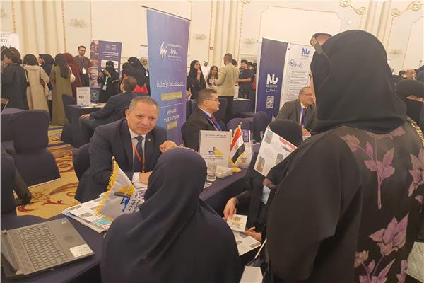 رئيس جامعة دمياط يشارك في فعاليات معرض الخليج الثامن عشر للتعليم والتدريب بجدة 