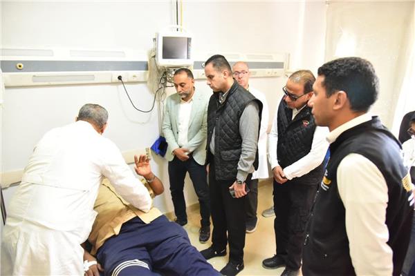 نائب وزير الصحة يتفقد مستشفى نخل المركزي