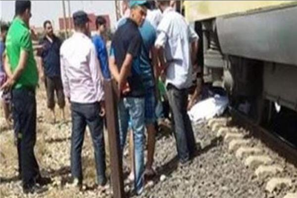 مصرع عامل أسفل عجلات القطار بأوسيم