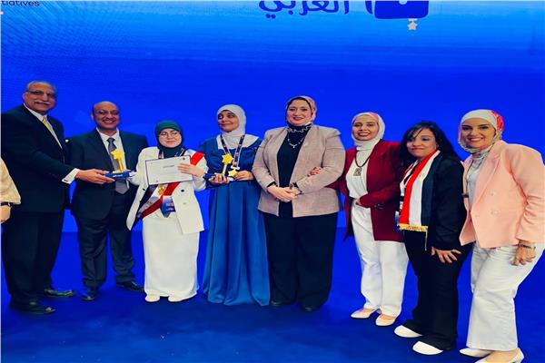  محافظ القليوبية وبسملة وتغريد