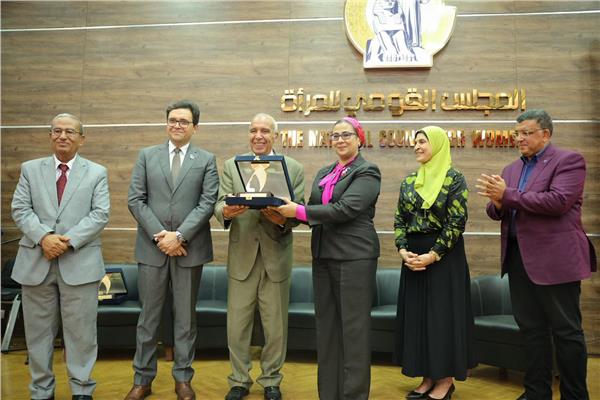 جانب من ندوة "رسائل نساء أكتوبر"