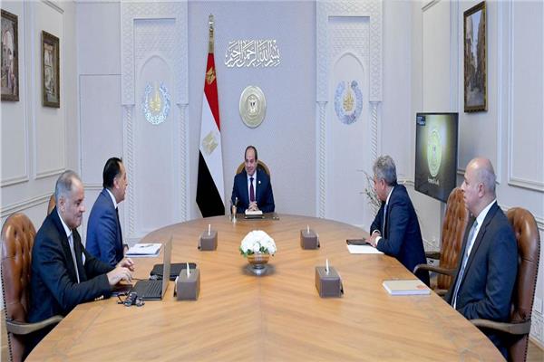 السيد الرئيس عبد الفتاح السيسي خلال الاجتماع