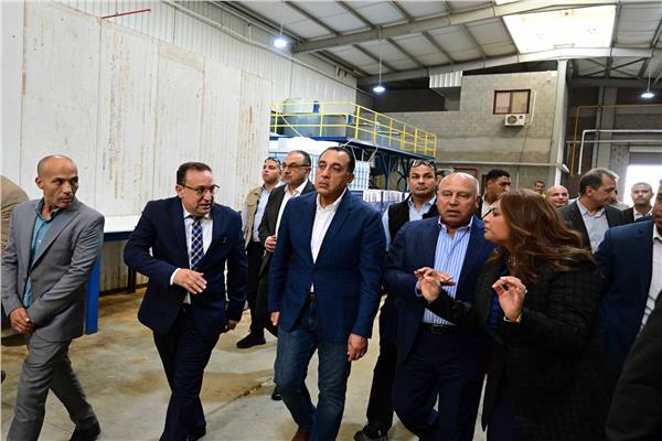 لدكتور مصطفى مدبولي، رئيس مجلس الوزراء