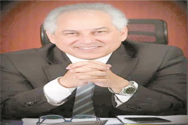 د.حسام الدين مصطفى رئيس اللجنة البارالمبية