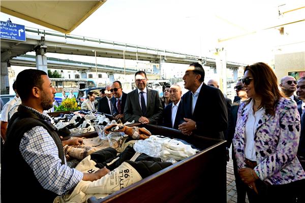 خلال الافتتاح