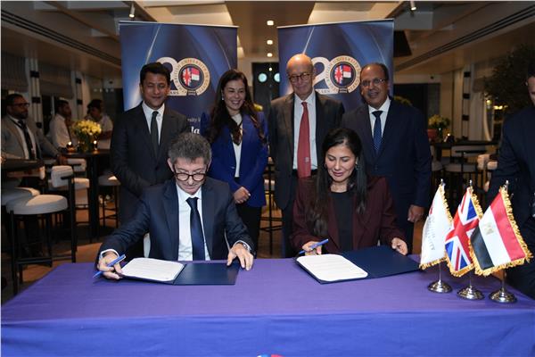 الجامعة البريطانية في مصر تفعل  شراكتها الاستراتيجية مع «أفريك إنفست» لدعم الخطط المشتركة
