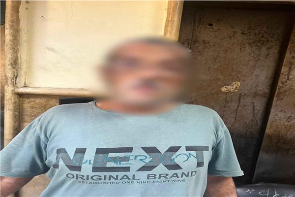 ضبط طرفي مشاجرة استخدمت فيها مادة كاوية بالجمالية بسبب خلاف على مكان البضائع