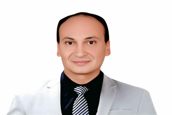 عزت إبراهيم