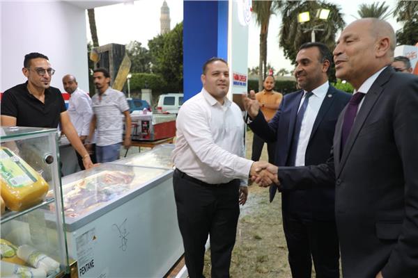 محافظ القاهرة يفتتح مهرجان الجبن المصرى بحديقة الحرية بالزمالك