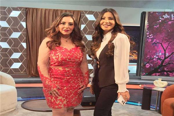 إلهام عبد البديع مع الإعلامية يمني بدراوي ببرنامج "ورقة بيضا"