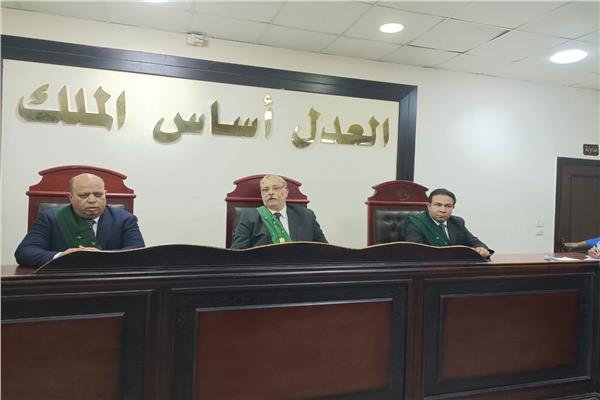 حكم السجن 10 سنوات لقاتل أبنته
