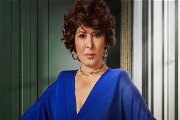  الفنانة أنوشكا