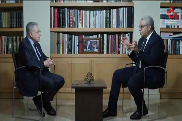 رئيس وزراء لبنان الأسبق فؤاد السنيورة في حوار مع الإعلامي سمير عمر