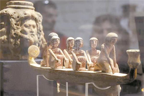 بعض القطع الأثرية التى استعادتها مصر من الخارج