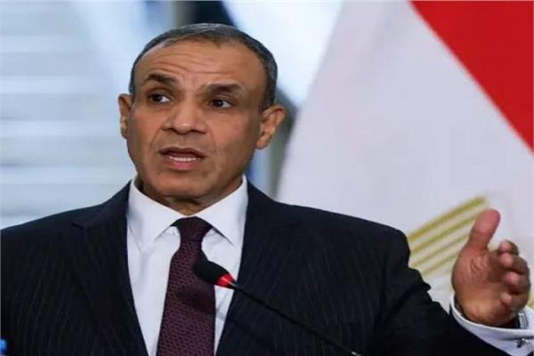 الدكتور بدر عبد العاطي وزير الخارجية