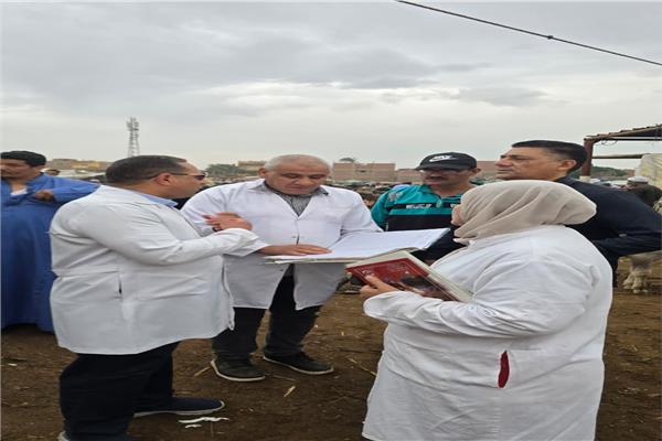 جانب تنفيذ الحملات القومية للتحصين ضد الأمراض الوبائية 