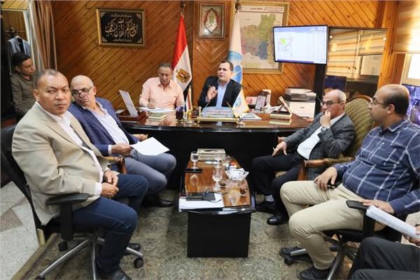 اجتماع تنسيقي رفيع مشروعات المياه والصرف الصحي بالغربية 