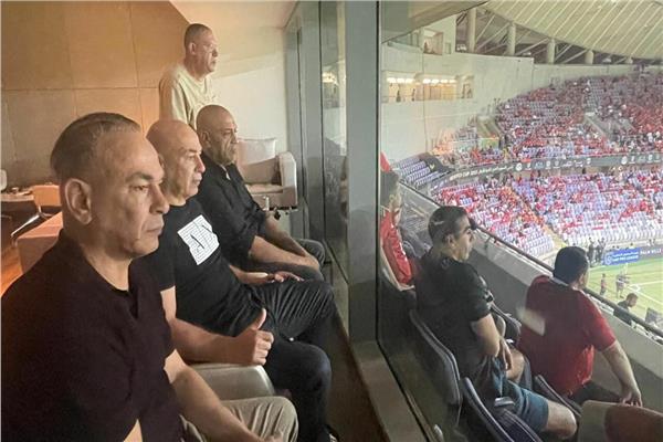 الجهاز الفني لمنتخب مصر بقيادة حسام حسن