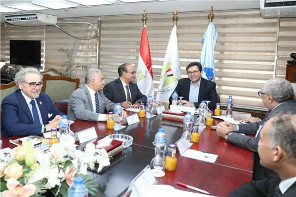 اللجنة الاستشارية العليا لمعرض القاهرة الدولي للكتاب