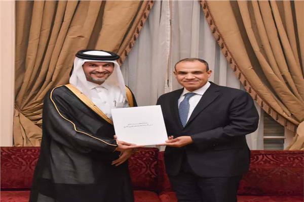 السفير جاسم بن عبدالرحمن آل ثاني و  الدكتور بدر عبد العاطي