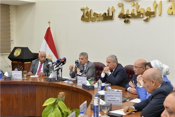 جانب من الندوة