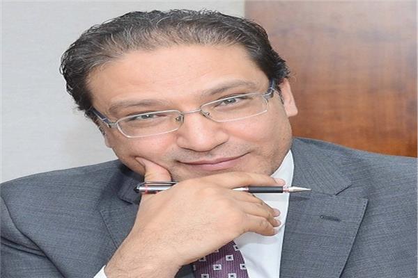  الكاتب الصحفى إسلام عفيفي