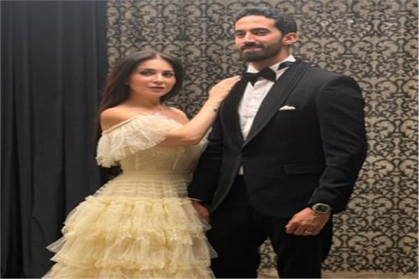 الفنانة مي عز الدين وزوجها  أحمد تيمور خليل