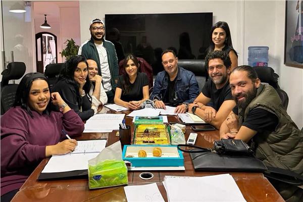 بروفات أبطال مسلسل «الست موناليزا» بطولة مي عمر